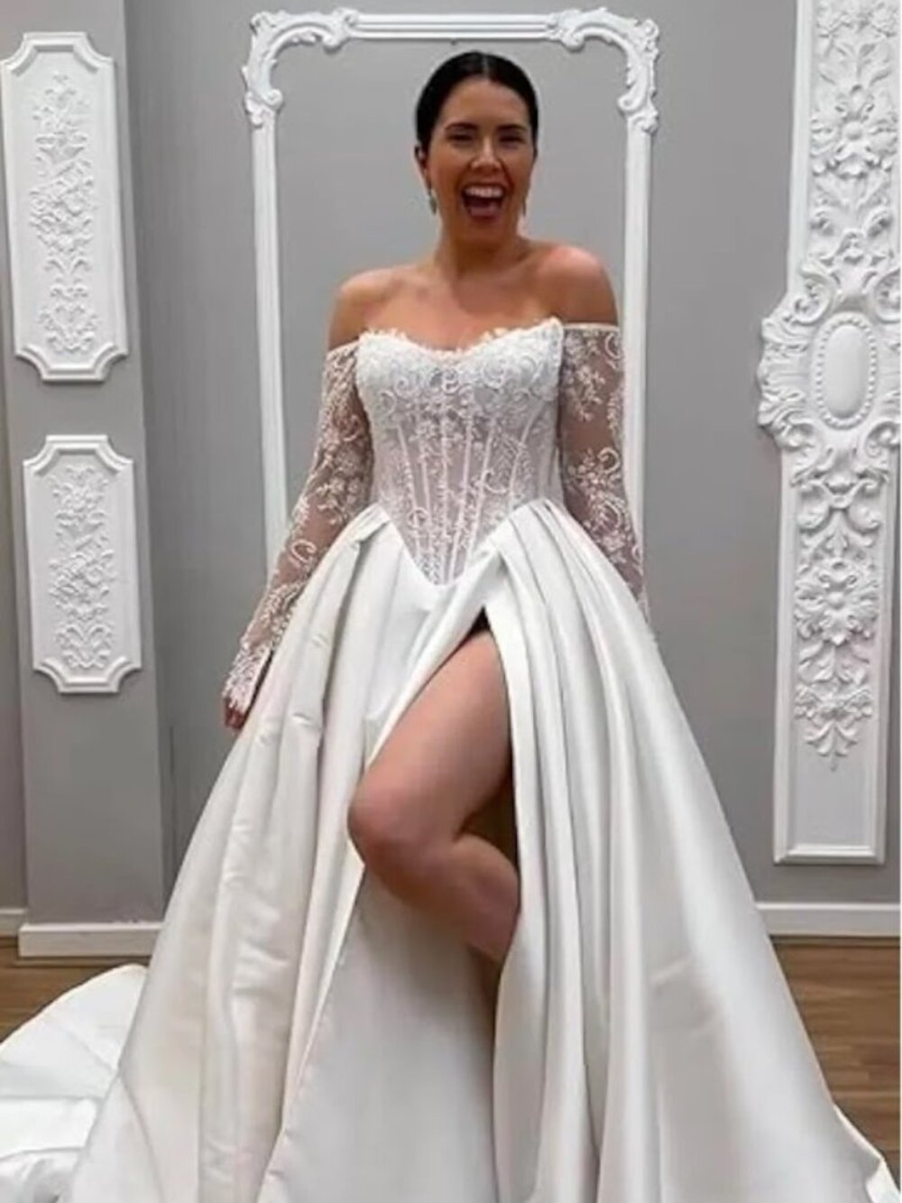 White Satin Lace Corset Wedding Dress Long Sleeve Ball Gown Train Approx Size 6